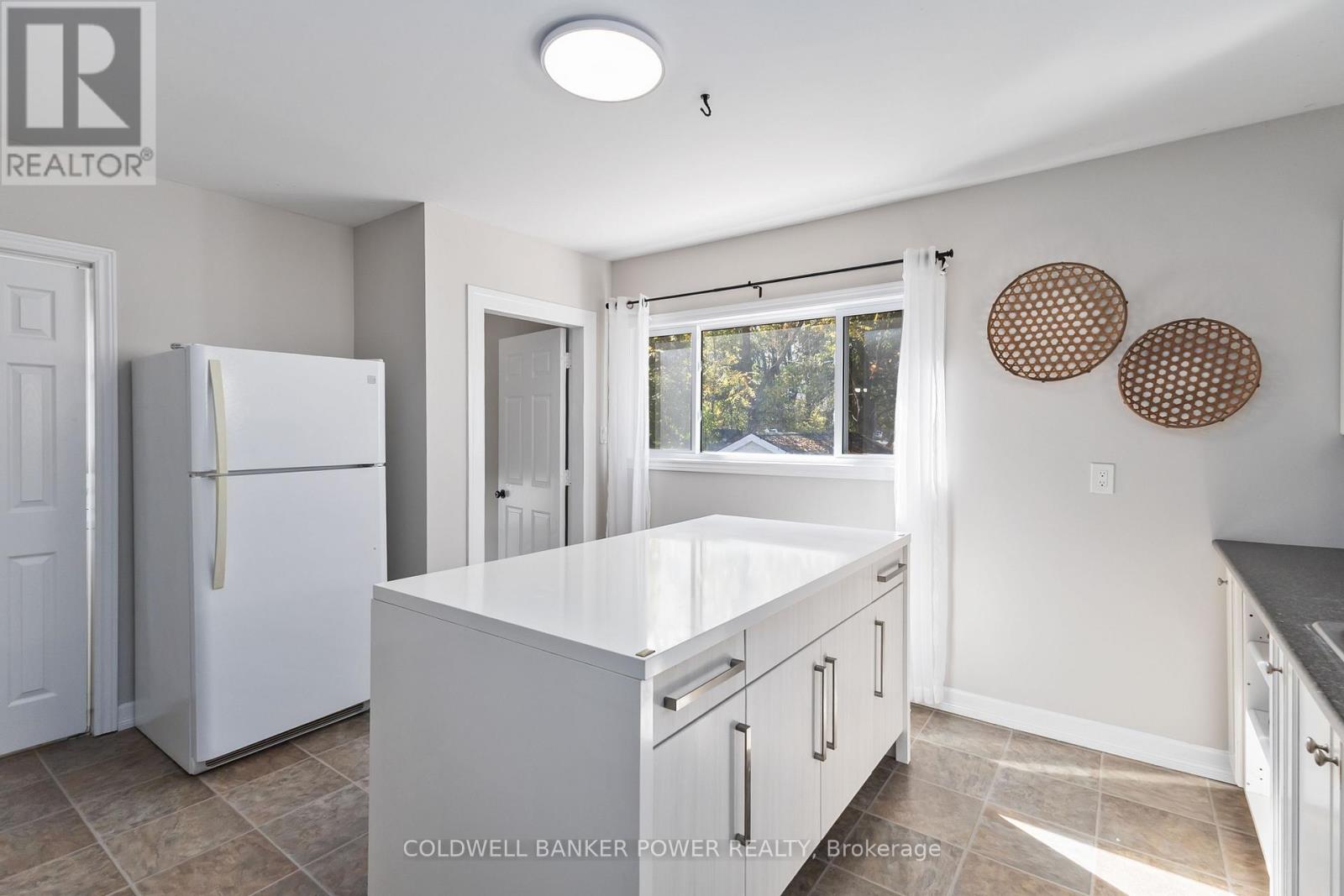 61 Brookside Street, London South, Ontario  N5Z 3J6 - Photo 23 - X12508054