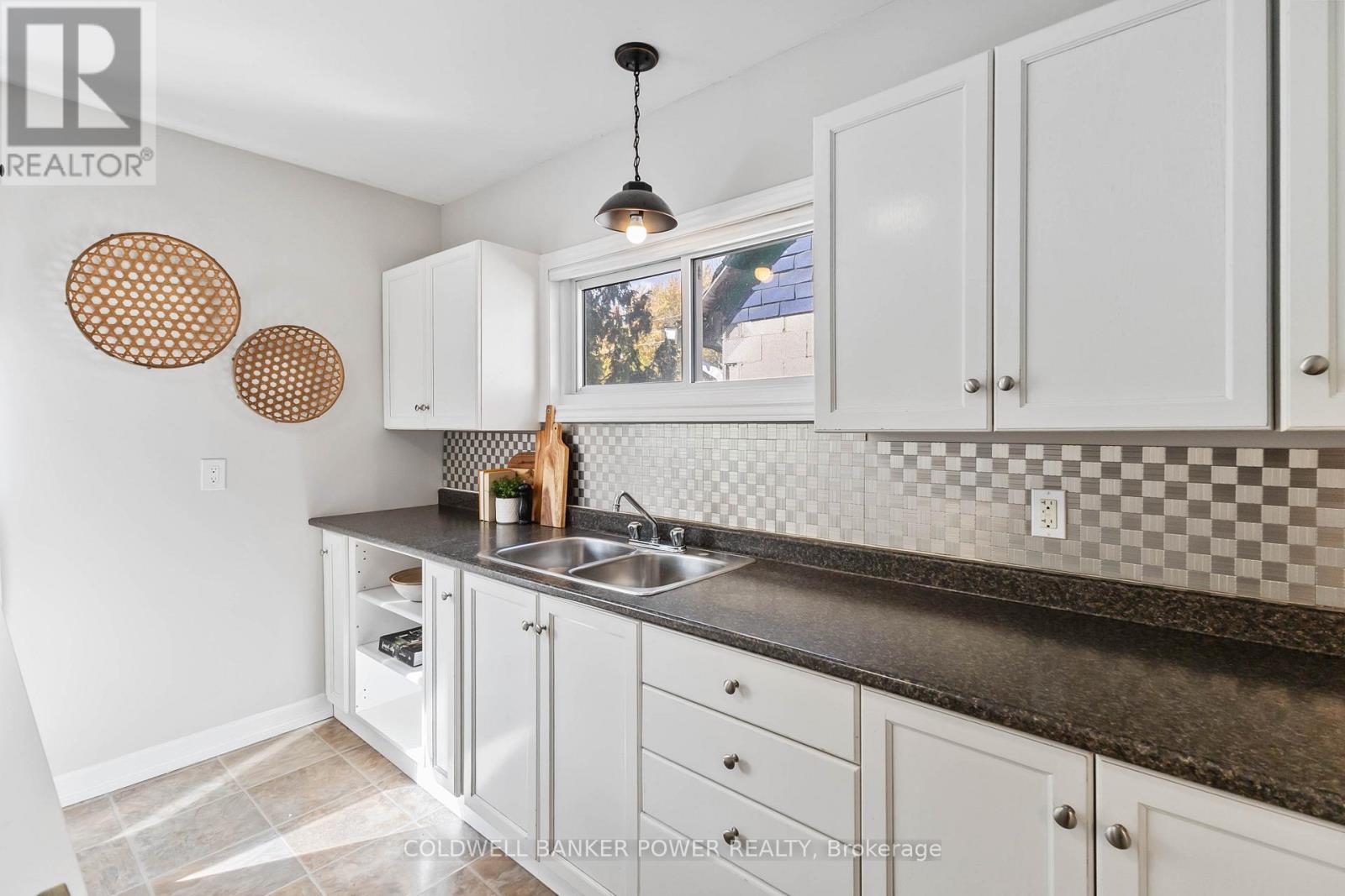 61 Brookside Street, London South, Ontario  N5Z 3J6 - Photo 24 - X12508054