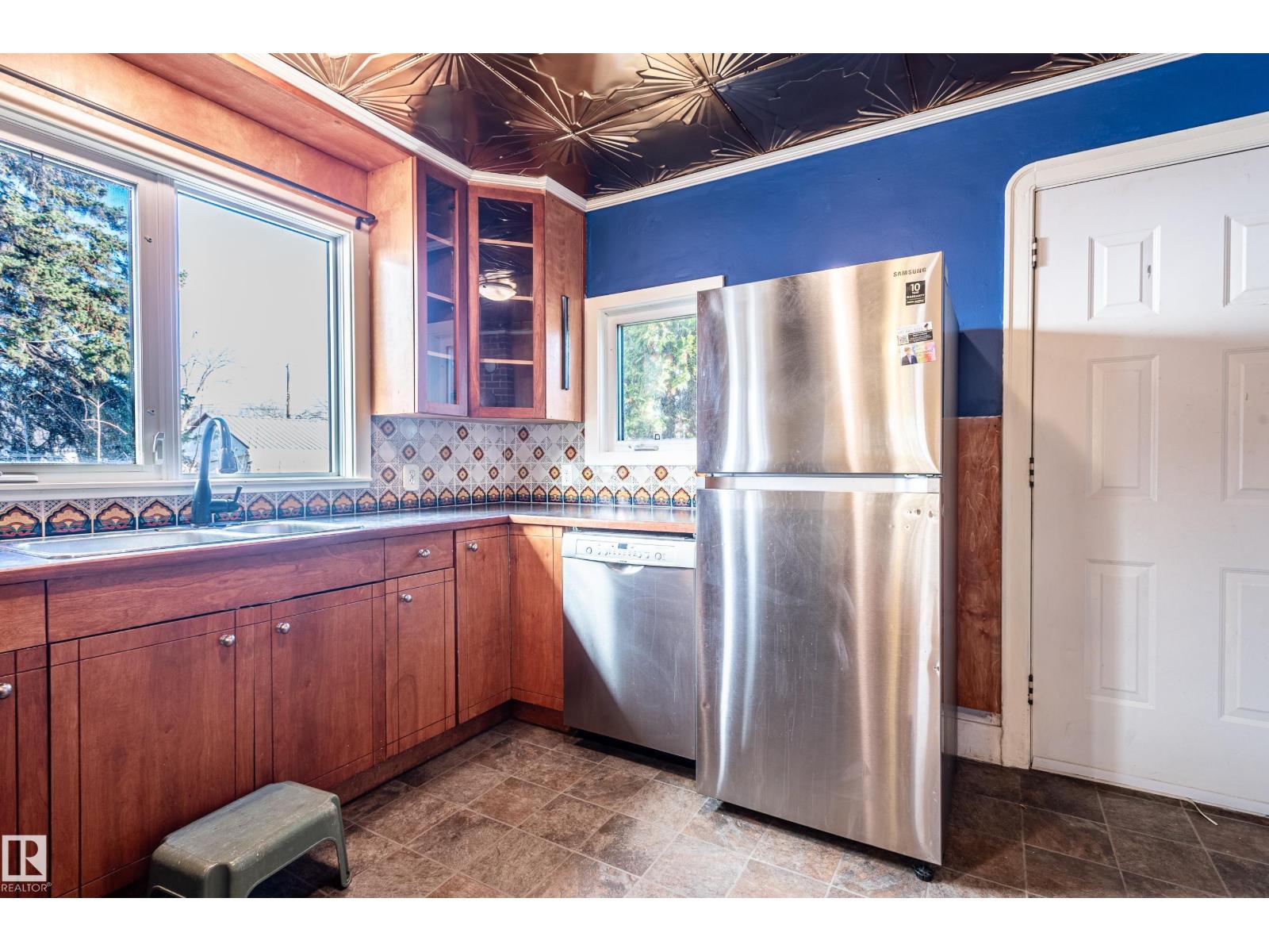 11923 90 St Nw, Edmonton, Alberta  T5B 3Y8 - Photo 6 - E4464646