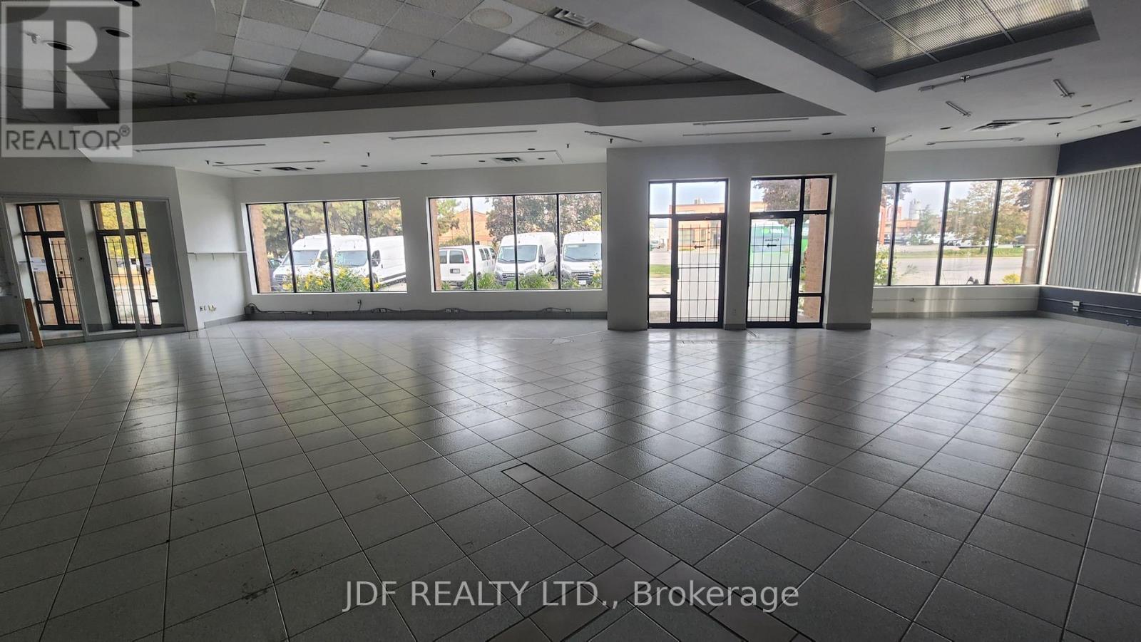 11-14 - 577 Edgeley Boulevard, Vaughan, Ontario L4K 4B2 - Photo 12 - N12507468