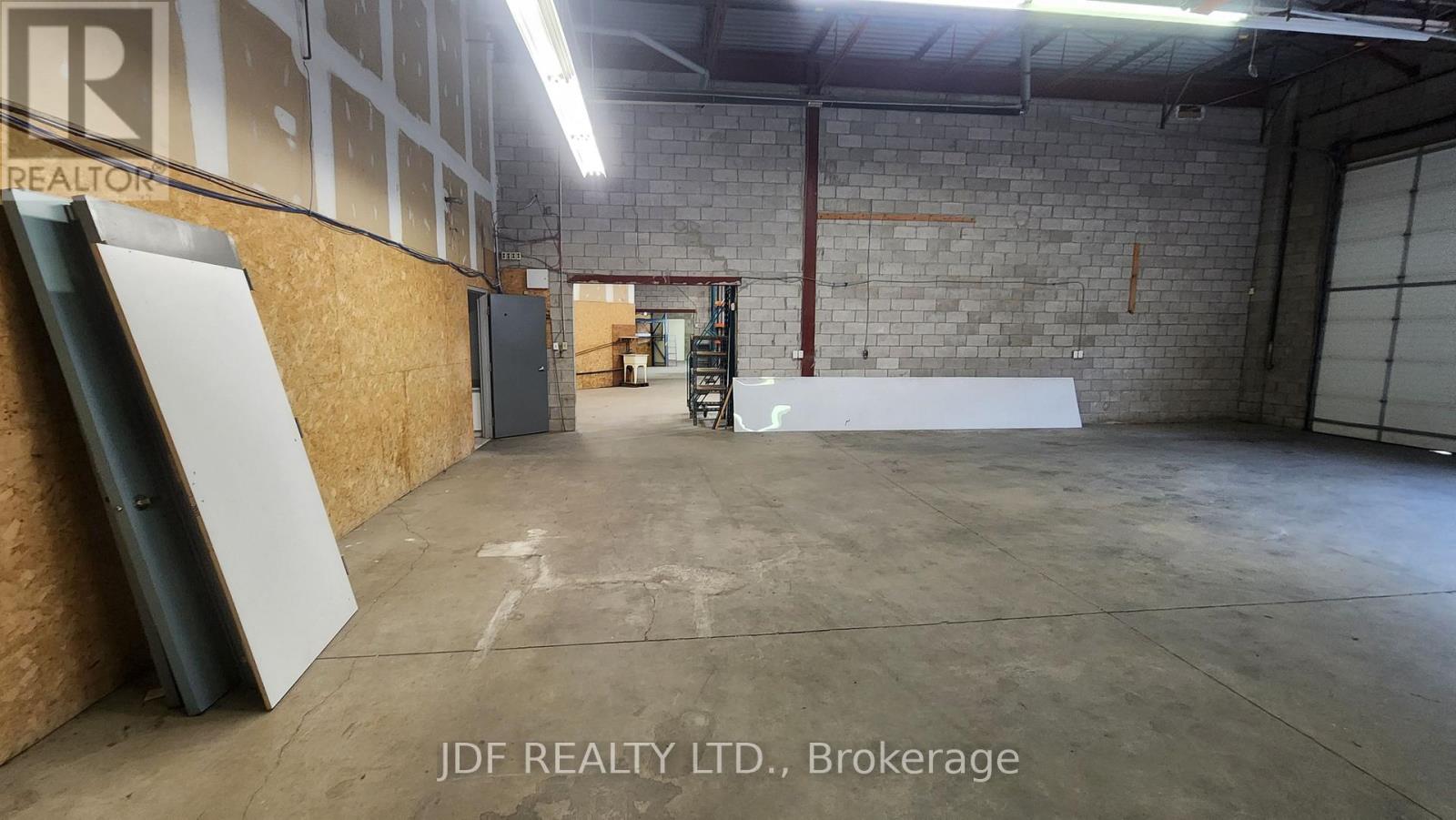 11-14 - 577 Edgeley Boulevard, Vaughan, Ontario L4K 4B2 - Photo 29 - N12507468