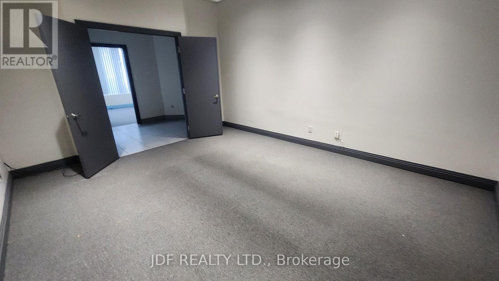 11-14 - 577 Edgeley Boulevard, Vaughan, Ontario L4K 4B2 - Photo 20 - N12507468