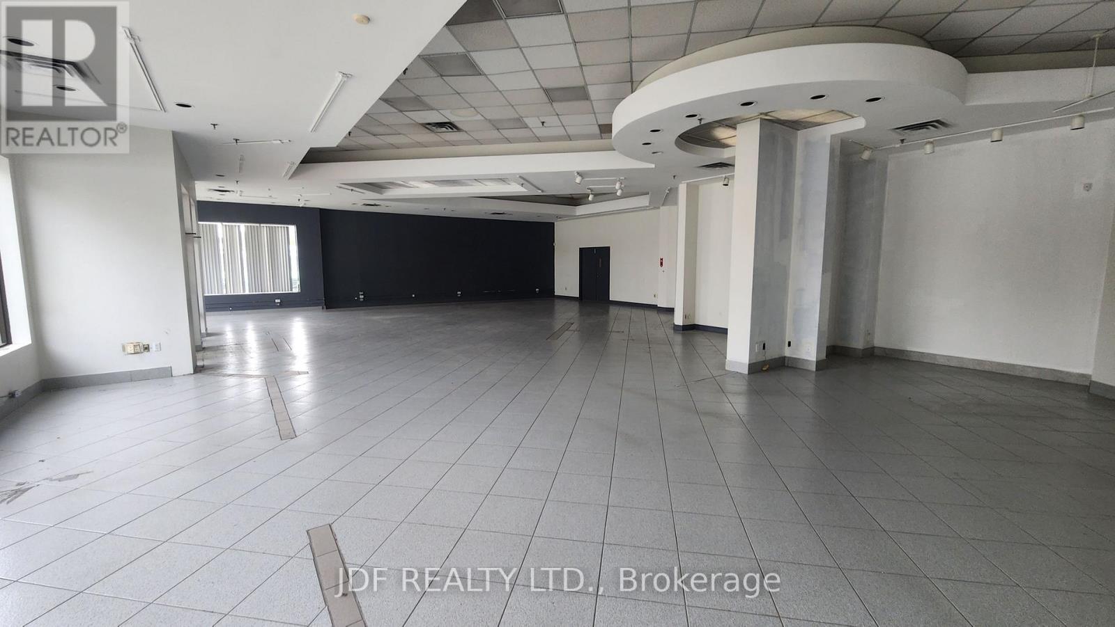 11-14 - 577 Edgeley Boulevard, Vaughan, Ontario L4K 4B2 - Photo 9 - N12507468