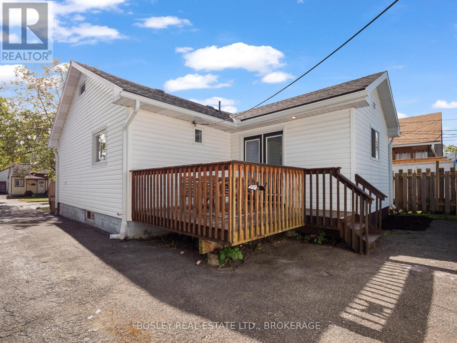 394 Fleet Street, Welland (Lincoln/crowland), Ontario  L3B 4X5 - Photo 26 - X12507806
