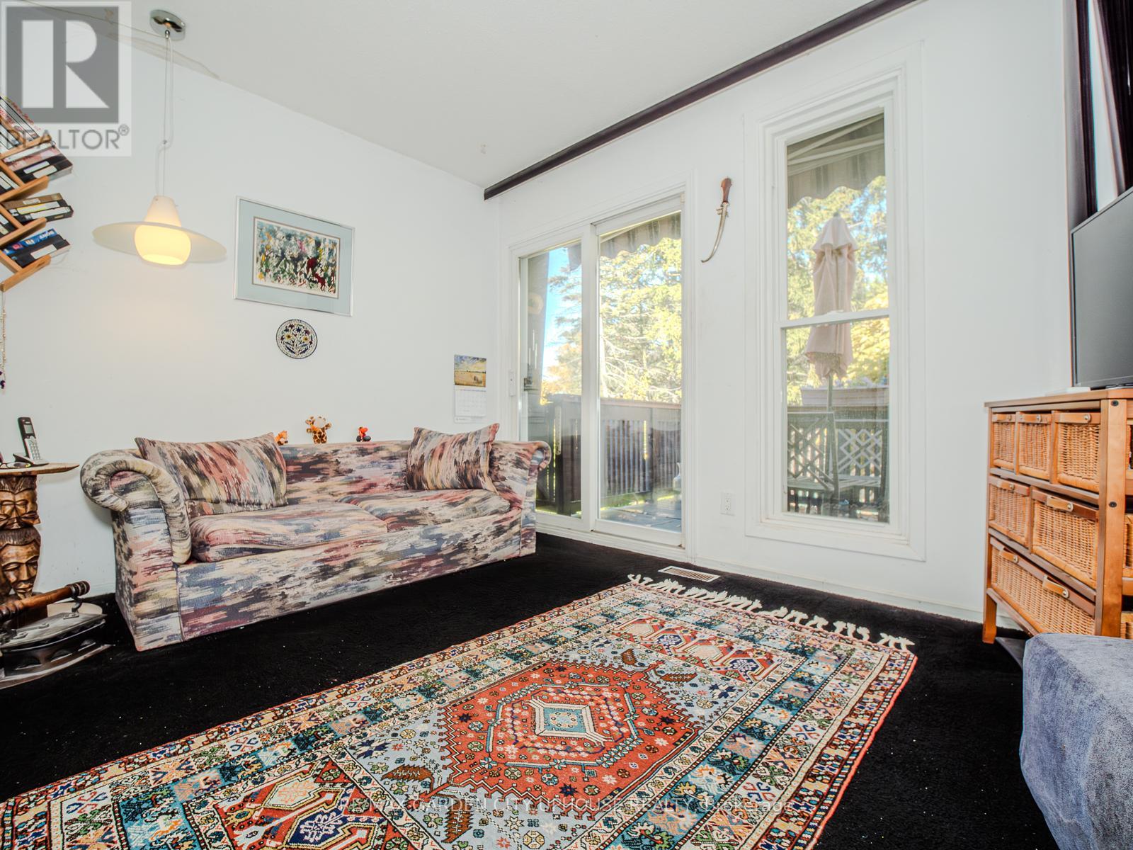 56 The Cedars, St. Catharines, Ontario  L2M 6M8 - Photo 10 - X12507976