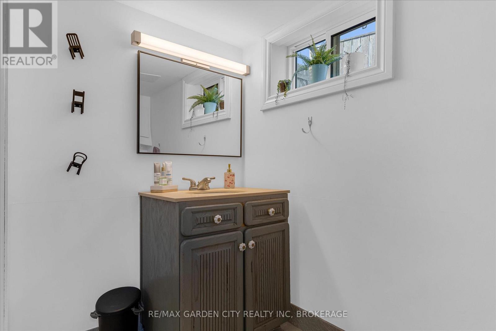 15 Jasmin Crescent, St. Catharines, Ontario  L2T 2B9 - Photo 24 - X12508018