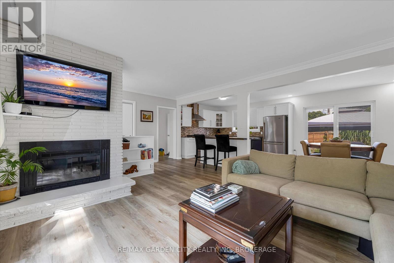 15 Jasmin Crescent, St. Catharines, Ontario  L2T 2B9 - Photo 8 - X12508018