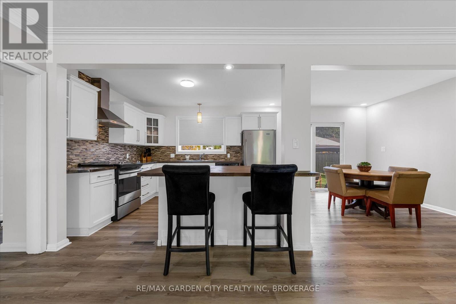 15 Jasmin Crescent, St. Catharines, Ontario  L2T 2B9 - Photo 9 - X12508018