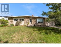 15 JASMIN CRESCENT, St. Catharines, Ontario