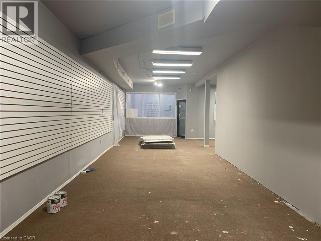 8 Caithness Street E, Caledonia, Ontario N3W 1B8 - Photo 2 - 40785141