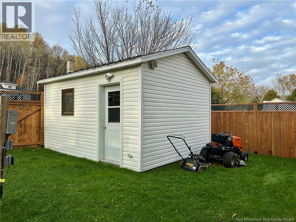 36 Veniot, Edmundston, New Brunswick  E3V 1L2 - Photo 29 - NB116519