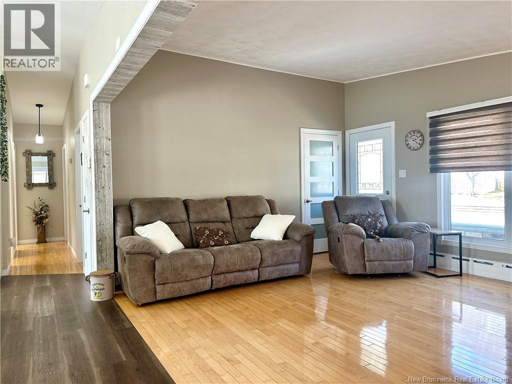 36 Veniot, Edmundston, New Brunswick  E3V 1L2 - Photo 5 - NB116519