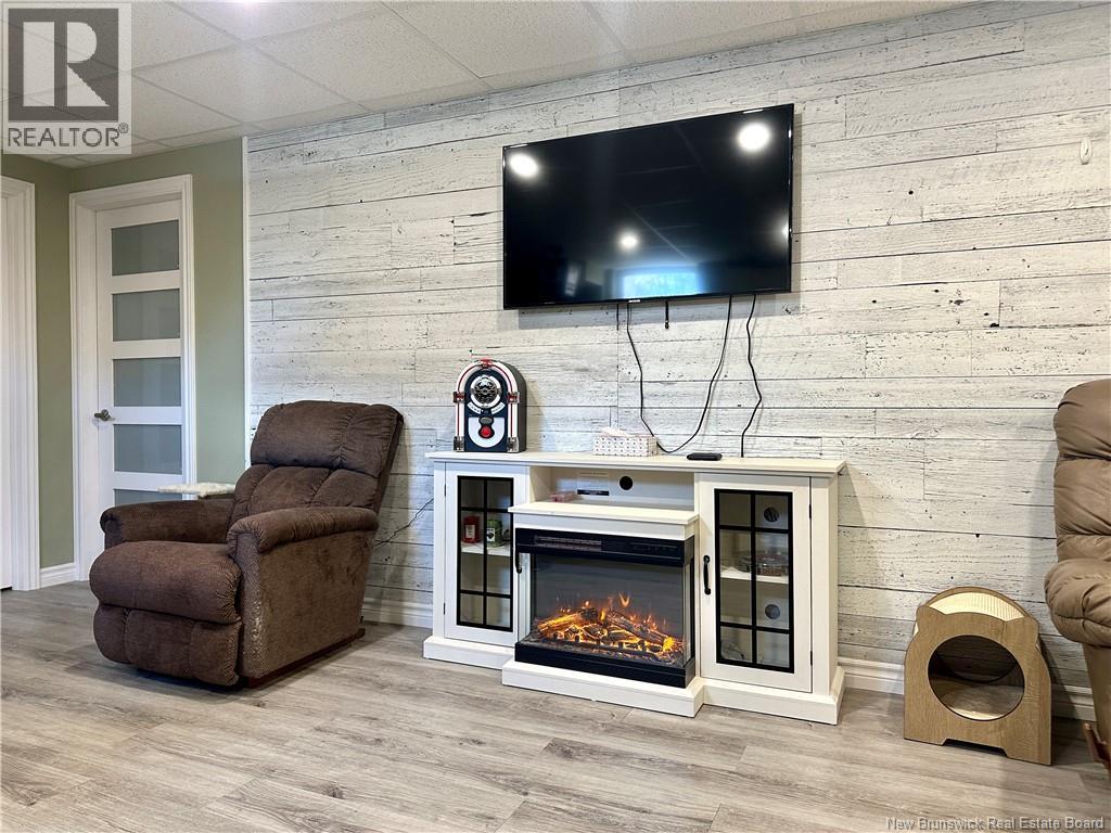 36 Veniot, Edmundston, New Brunswick  E3V 1L2 - Photo 16 - NB116519
