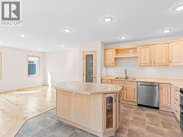 214 Witch Hazel Drive, Whitehorse, Yukon  Y1A 5W5 - Photo 14 - 16855