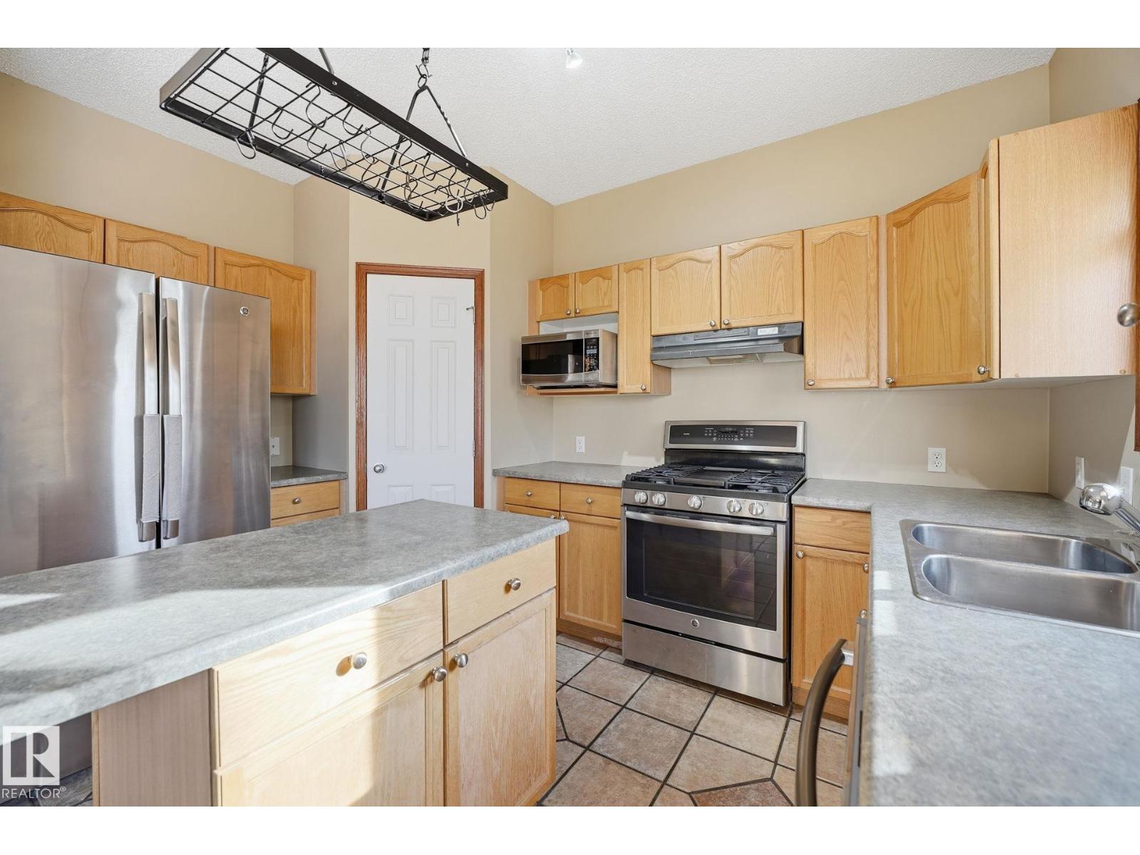 1922 Tanner Wd Nw, Edmonton, Alberta  T6R 2S5 - Photo 12 - E4463402