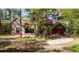 733 WHITES FALLS ROAD, Georgian Bay, Ontario