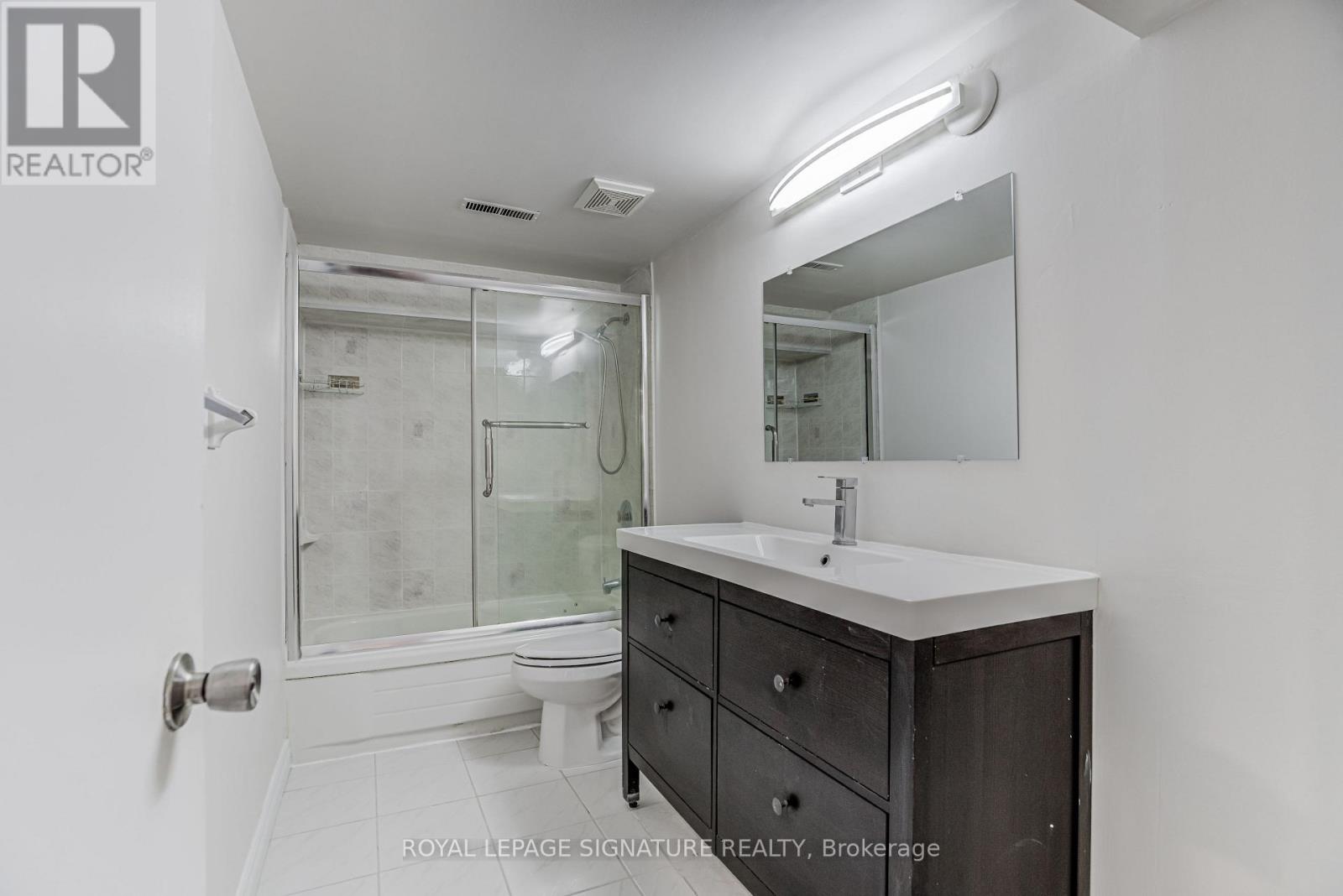 65 Bedle Avenue, Toronto, Ontario  M2H 1K7 - Photo 25 - C12507604