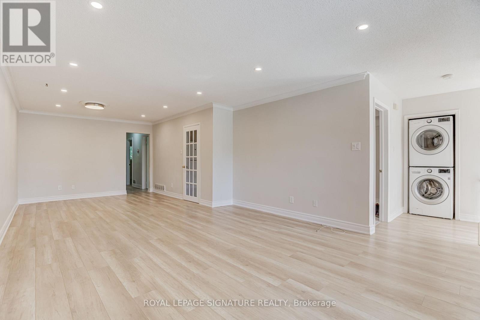 65 Bedle Avenue, Toronto, Ontario  M2H 1K7 - Photo 5 - C12507604