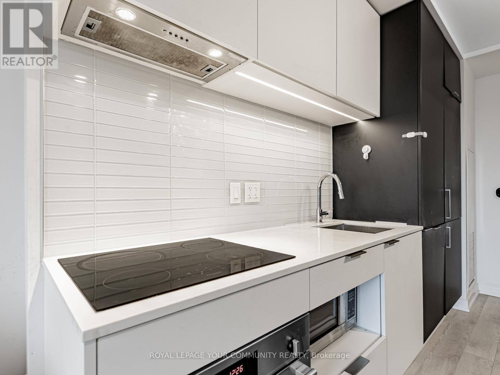 1021 - 33 Helendale Avenue, Toronto, Ontario  M4R 0A4 - Photo 12 - C12507614