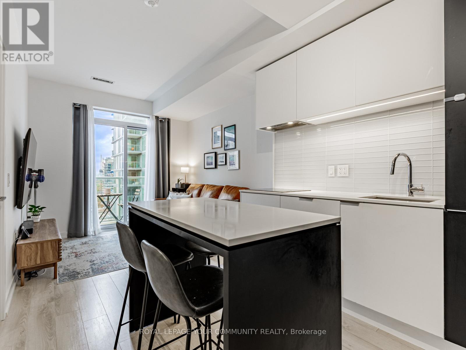 1021 - 33 Helendale Avenue, Toronto, Ontario  M4R 0A4 - Photo 14 - C12507614