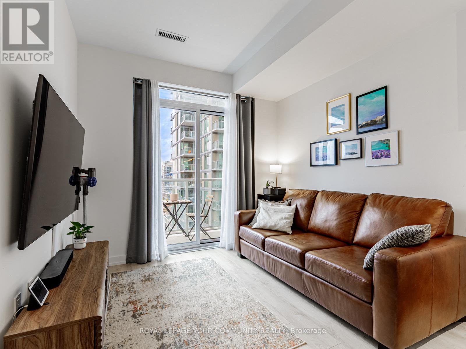 1021 - 33 Helendale Avenue, Toronto, Ontario  M4R 0A4 - Photo 6 - C12507614