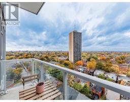 1021 - 33 HELENDALE AVENUE, Toronto, Ontario