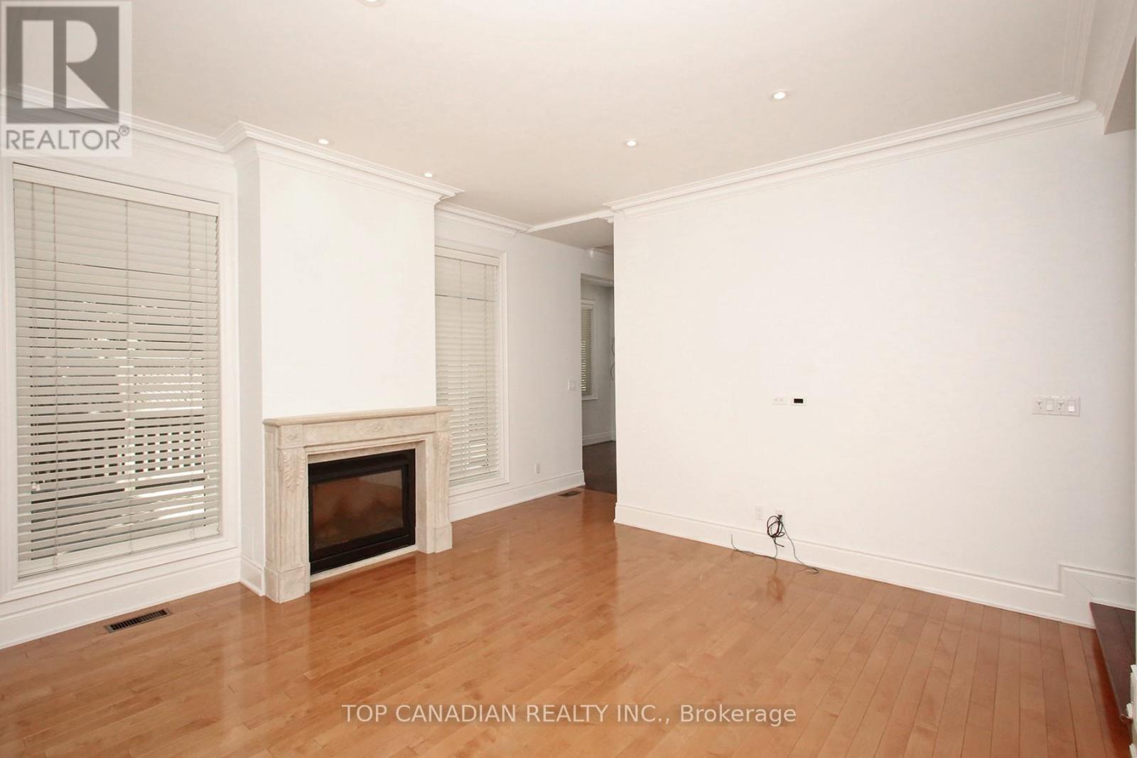 374 Glengarry Avenue, Toronto, Ontario  M5M 1E8 - Photo 13 - C12507620