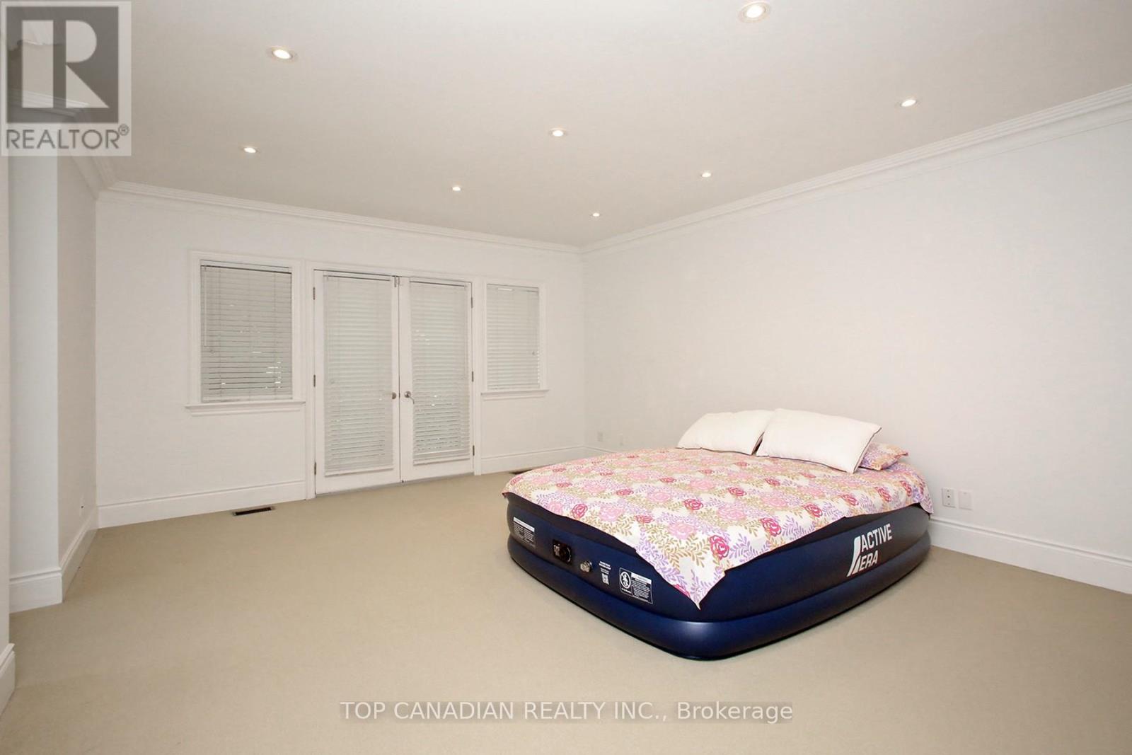 374 Glengarry Avenue, Toronto, Ontario  M5M 1E8 - Photo 19 - C12507620