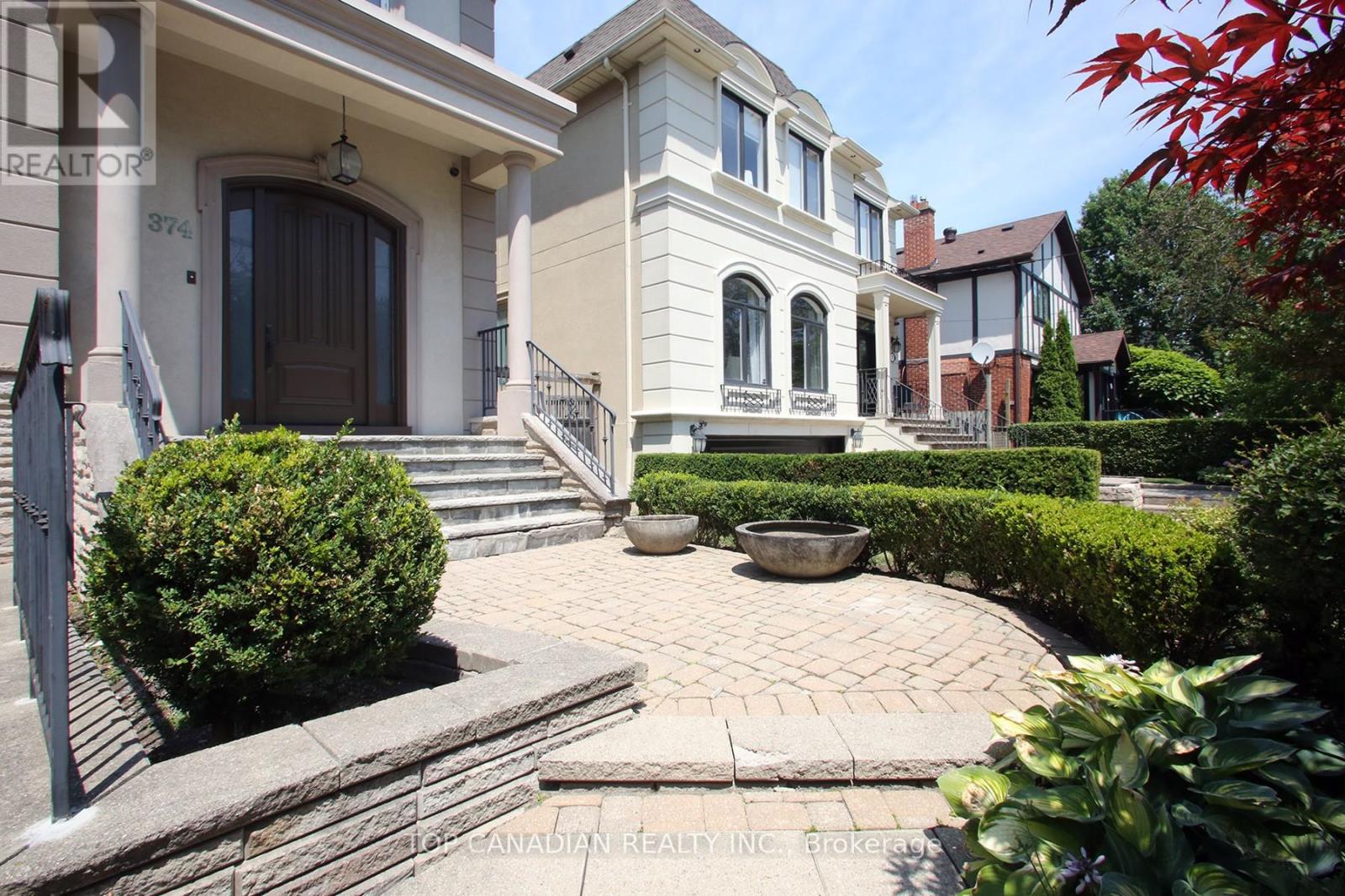 374 Glengarry Avenue, Toronto, Ontario  M5M 1E8 - Photo 2 - C12507620