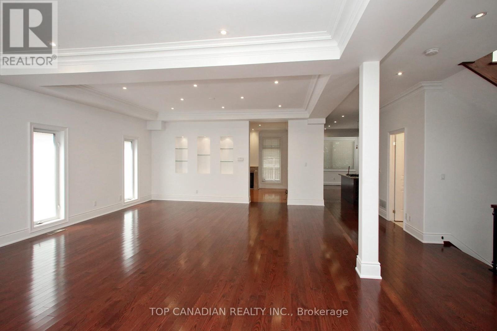 374 Glengarry Avenue, Toronto, Ontario  M5M 1E8 - Photo 7 - C12507620