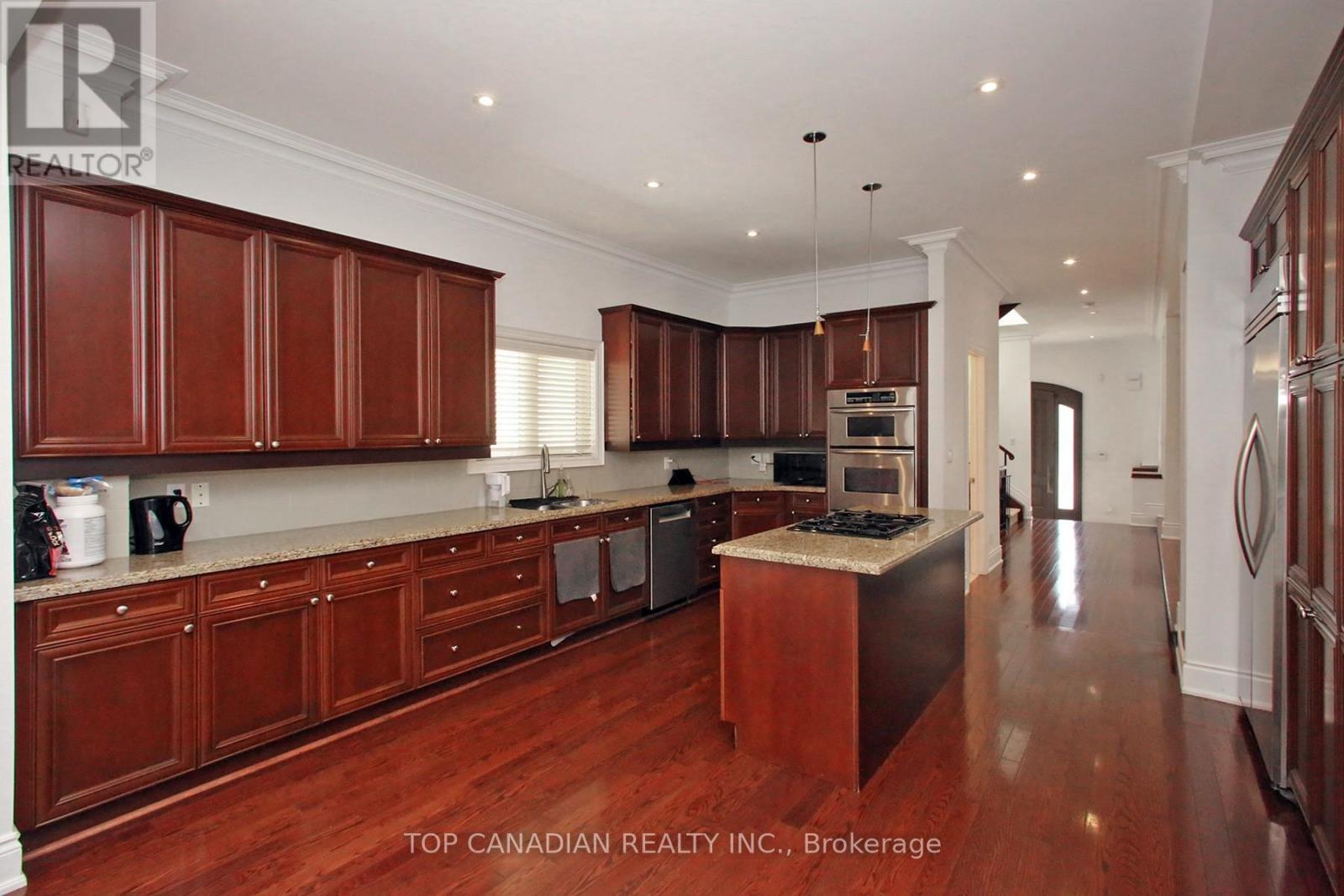 374 Glengarry Avenue, Toronto, Ontario  M5M 1E8 - Photo 9 - C12507620