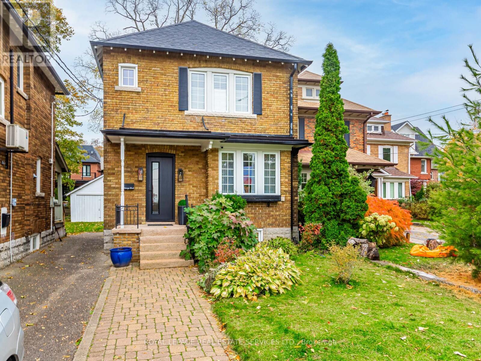 61 YONGE BOULEVARD, Toronto, Ontario