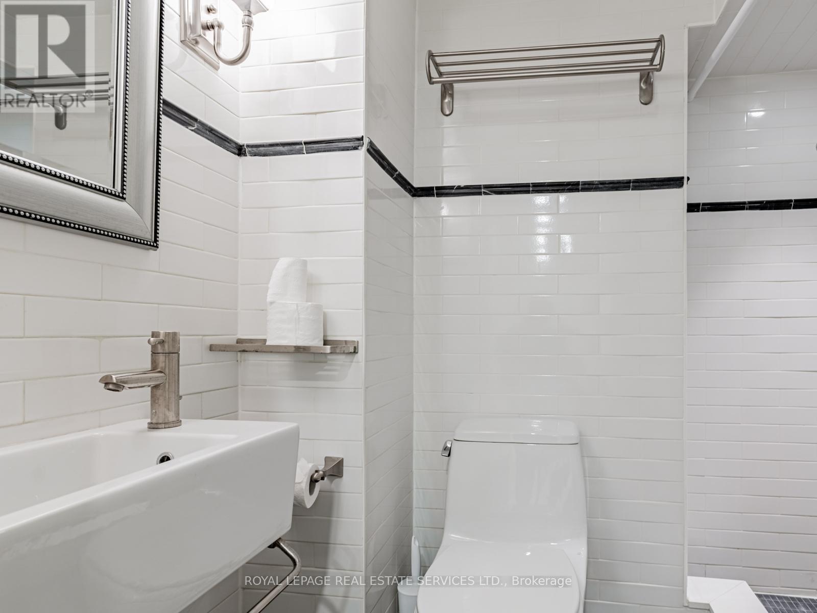 61 Yonge Boulevard, Toronto, Ontario  M5M 3G7 - Photo 25 - C12507700