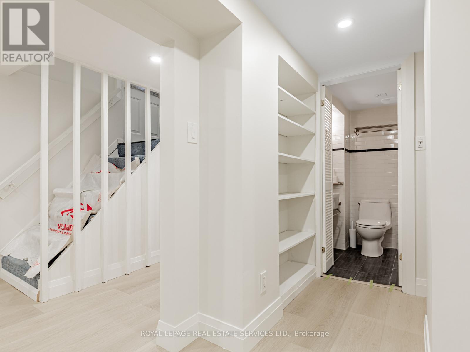 61 Yonge Boulevard, Toronto, Ontario  M5M 3G7 - Photo 27 - C12507700