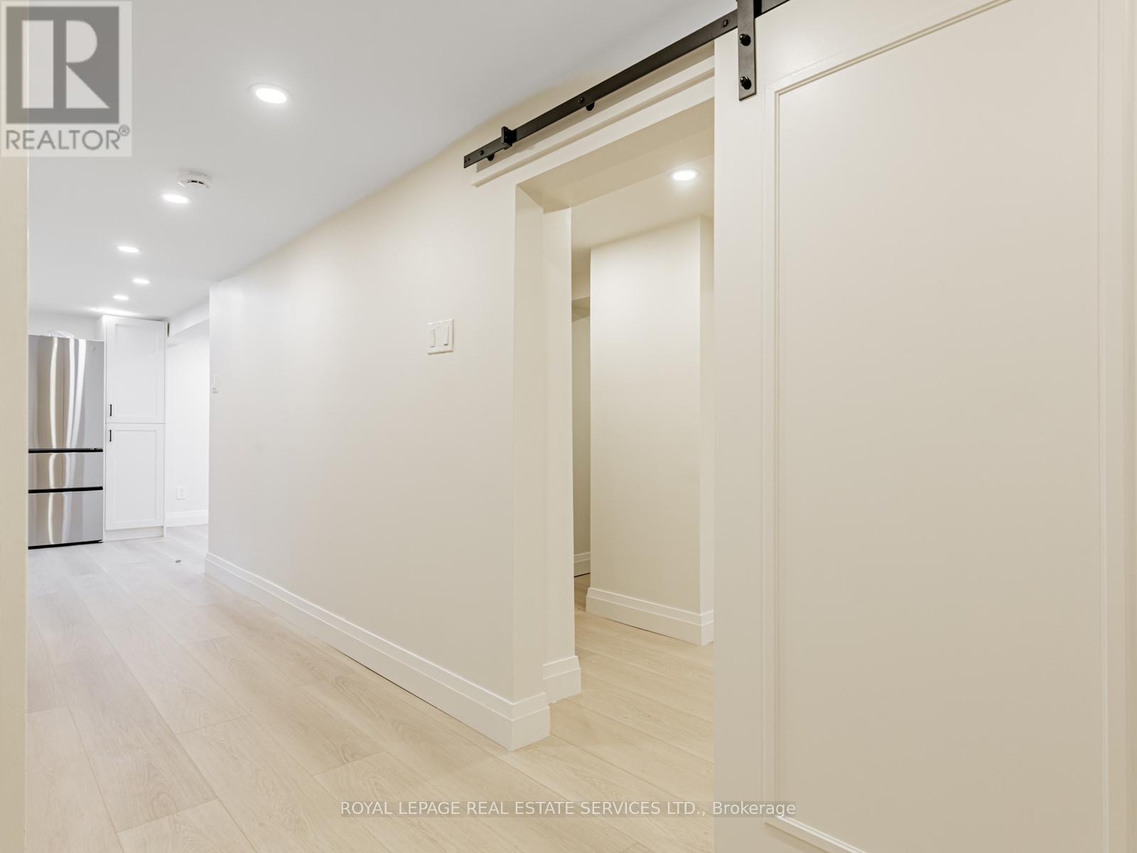 61 Yonge Boulevard, Toronto, Ontario  M5M 3G7 - Photo 5 - C12507700