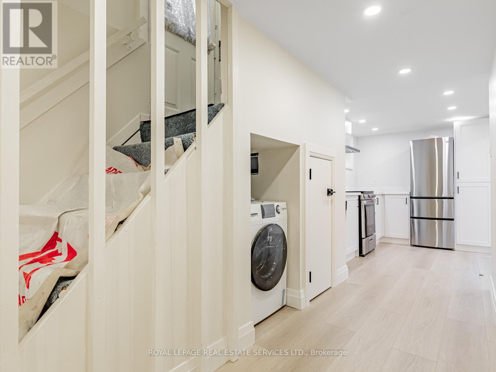 61 Yonge Boulevard, Toronto, Ontario  M5M 3G7 - Photo 7 - C12507700