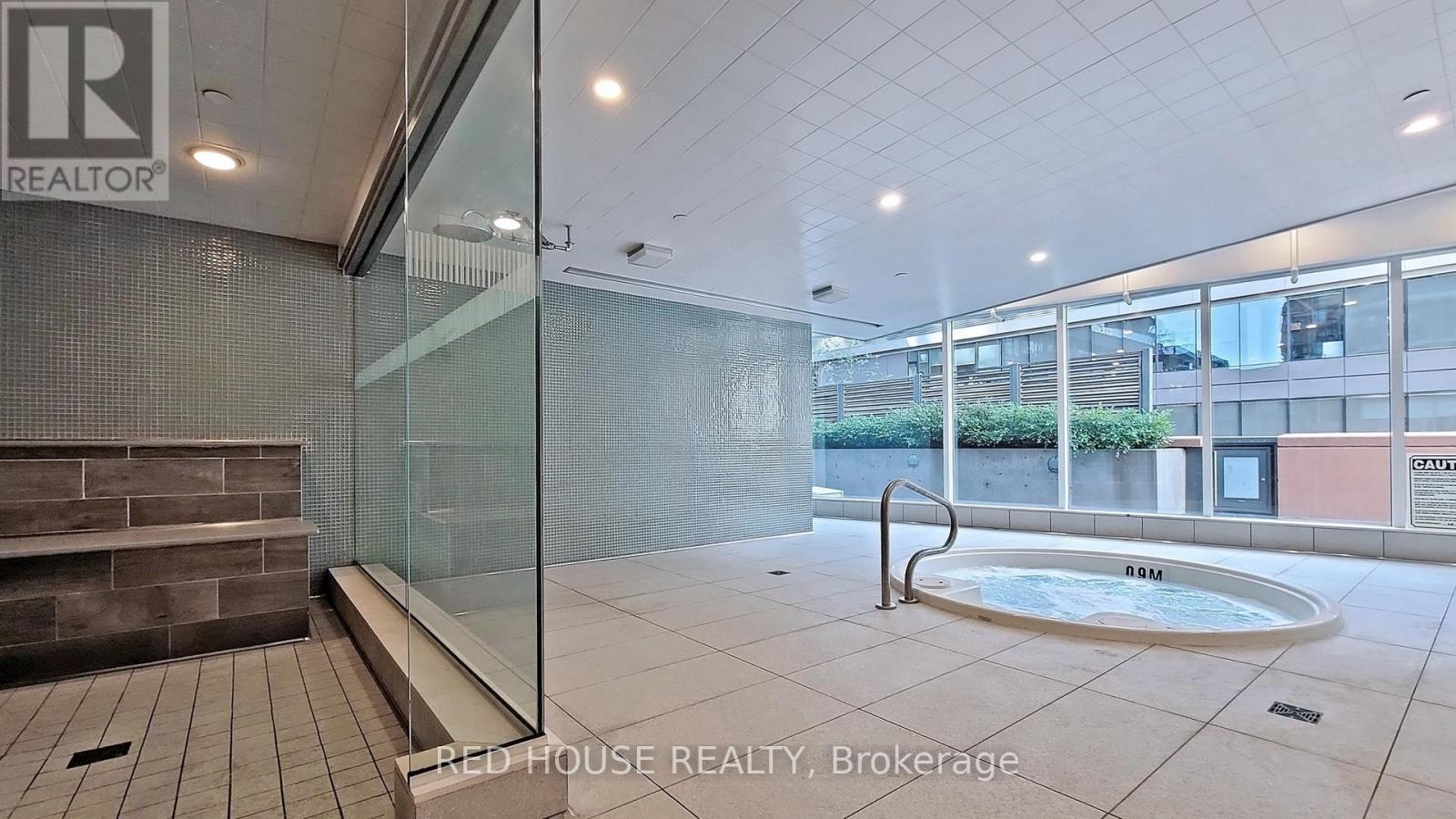 2010 - 21 Widmer Street, Toronto, Ontario  M5V 0B8 - Photo 16 - C12507734