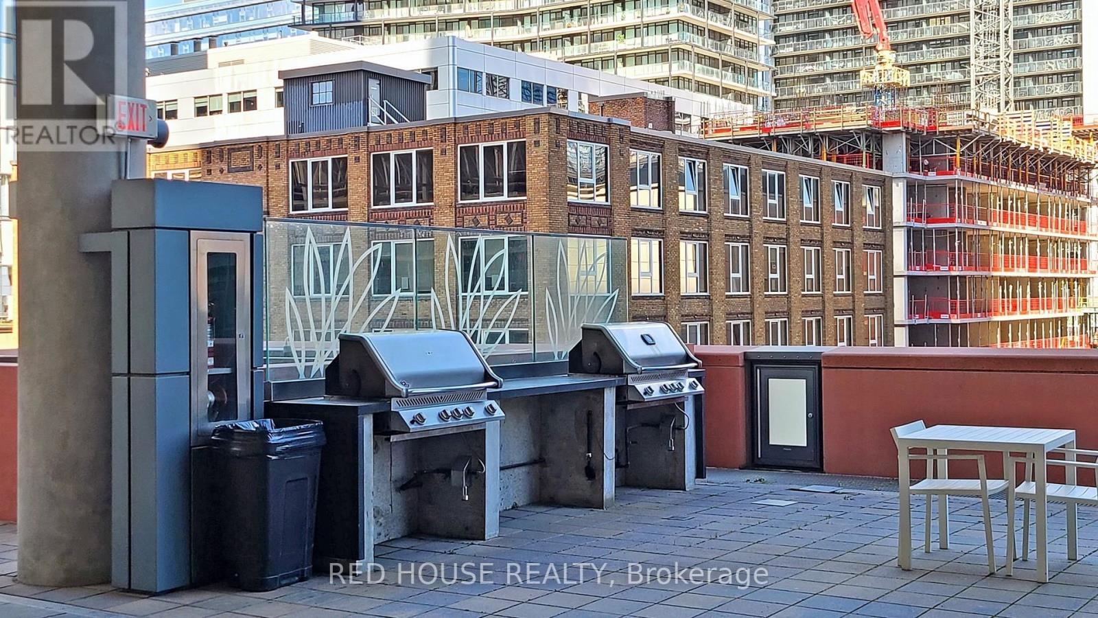 2010 - 21 Widmer Street, Toronto, Ontario  M5V 0B8 - Photo 22 - C12507734