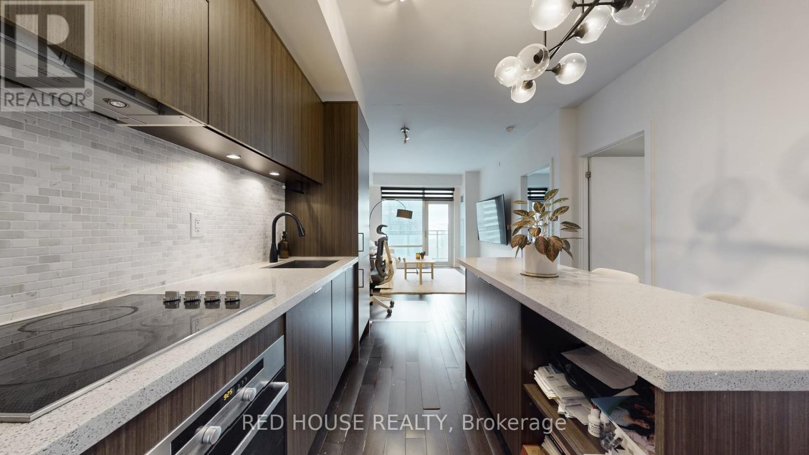 2010 - 21 Widmer Street, Toronto, Ontario  M5V 0B8 - Photo 4 - C12507734