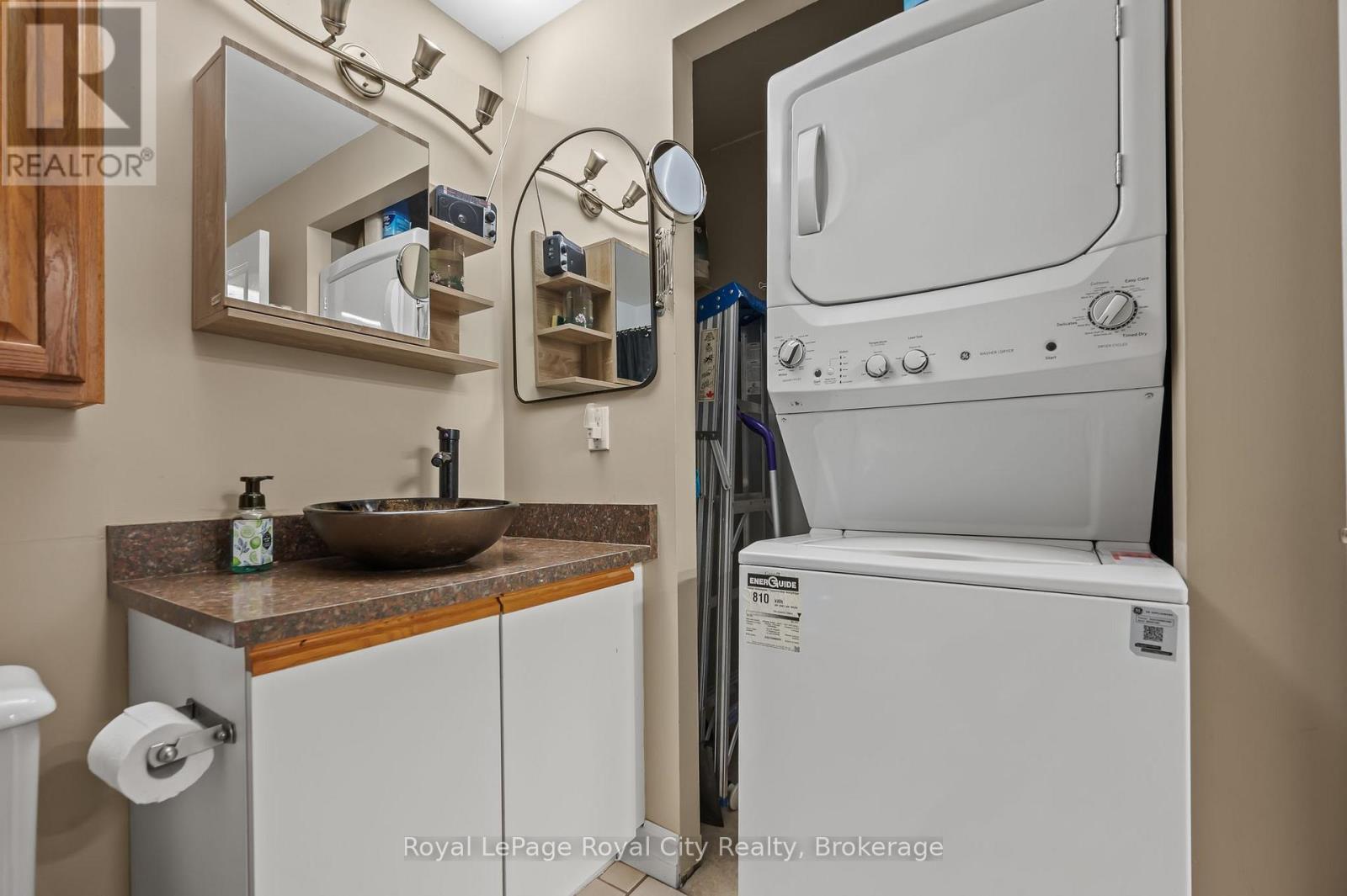 109 - 105 Bagot Street, Guelph, Ontario  N1H 8H4 - Photo 27 - X12182112