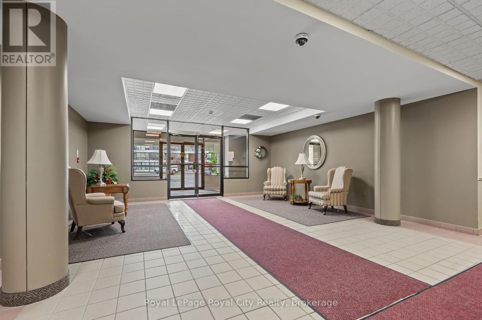 109 - 105 Bagot Street, Guelph, Ontario  N1H 8H4 - Photo 7 - X12182112