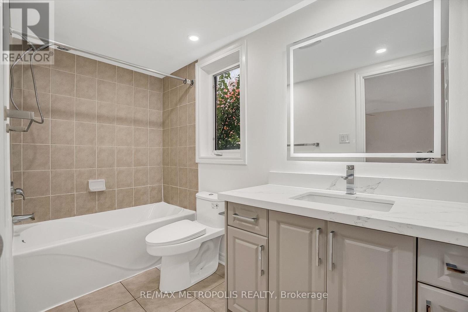 43 Horton Street, Ajax, Ontario  L1Z 1E3 - Photo 32 - E12507574