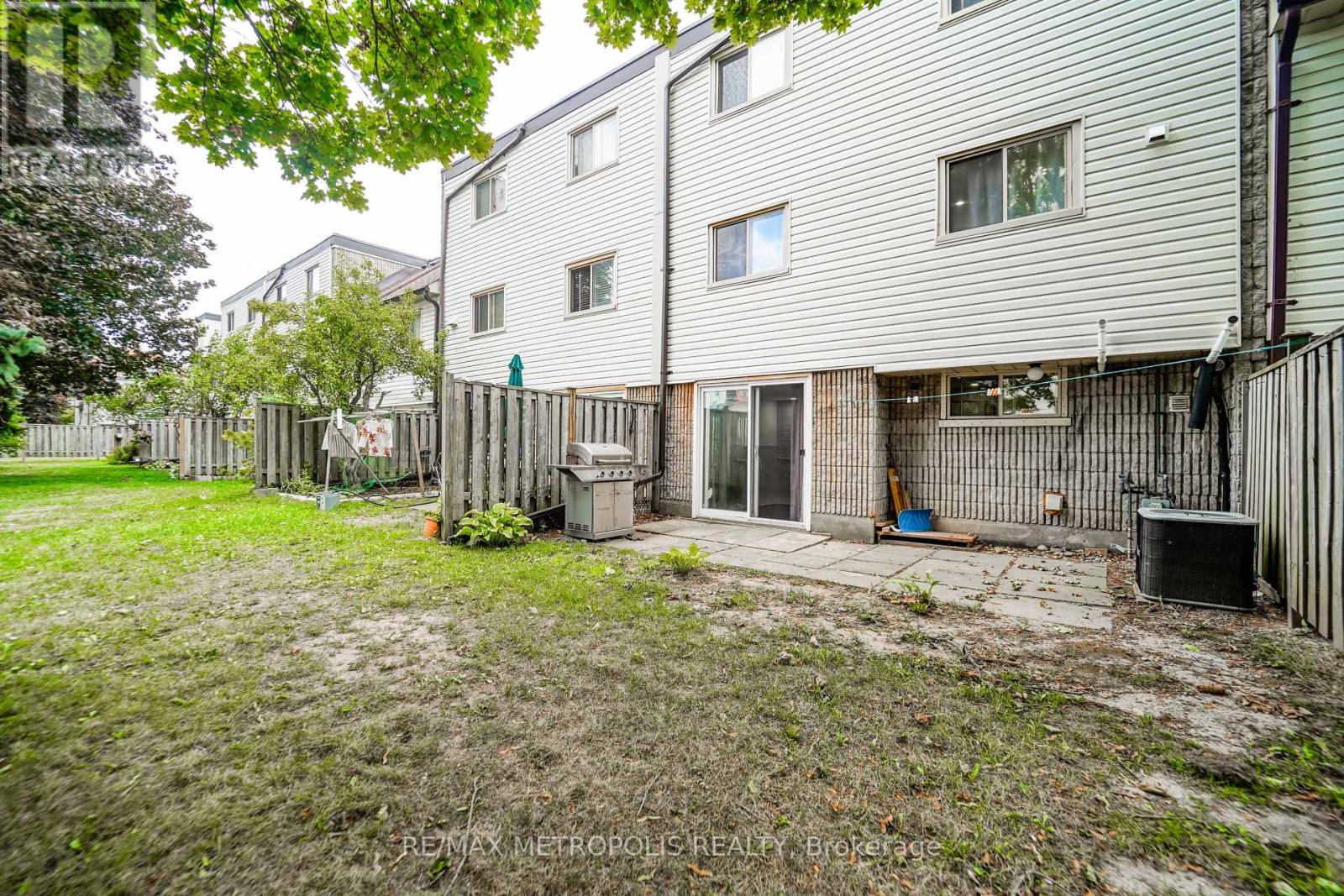 8 - 75 Blackwell Avenue, Toronto, Ontario  M1B 1K5 - Photo 7 - E12507616