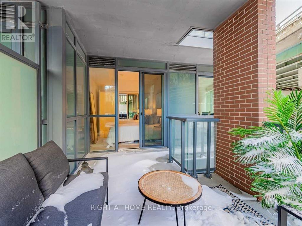 305 - 20 Bruyeres Mews, Toronto, Ontario M5V 0G8 - Photo 16 - C12450714