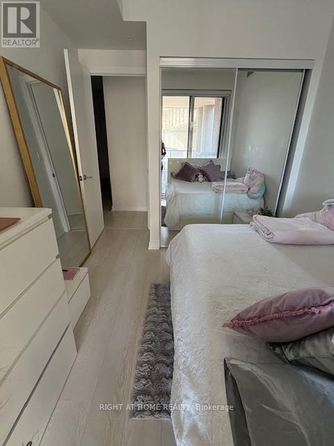 305 - 20 Bruyeres Mews, Toronto, Ontario M5V 0G8 - Photo 11 - C12450714