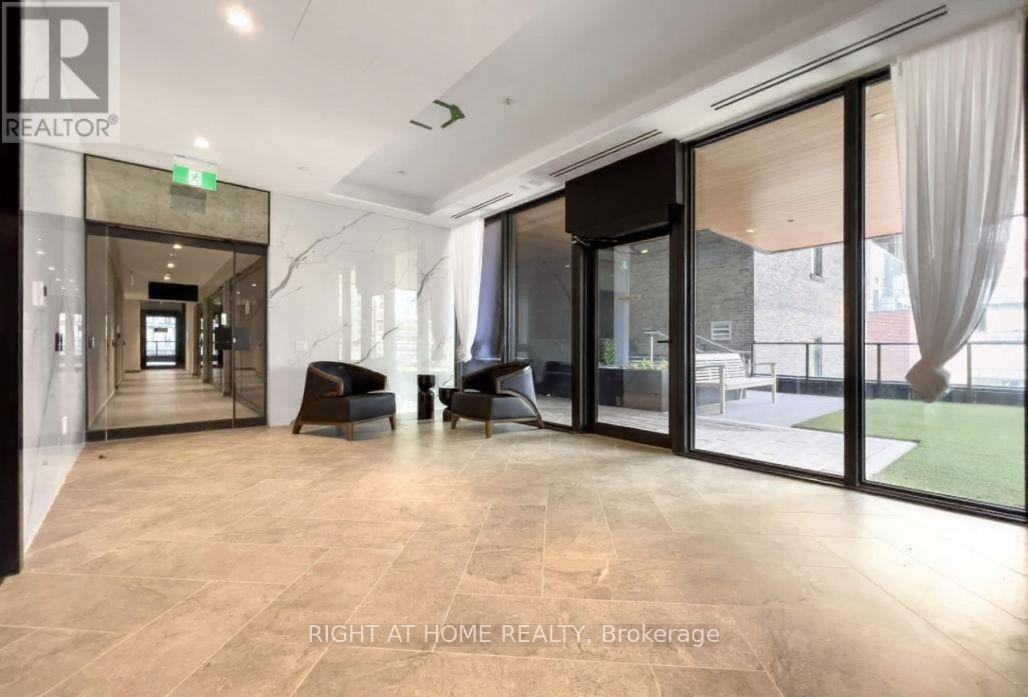 1716 - 8 Wellesley Street W, Toronto, Ontario  M4Y 0J5 - Photo 9 - C12506926