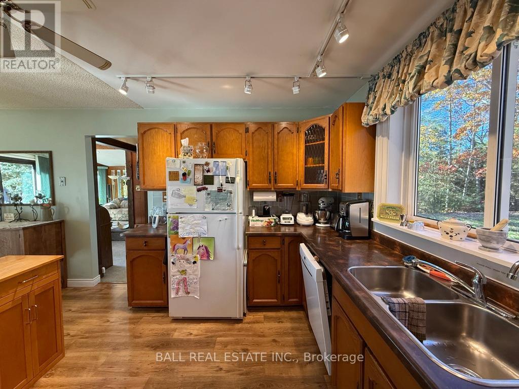 2149 Little Chipmunk Road, Douro-Dummer, Ontario  K0L 2H0 - Photo 10 - X12491638