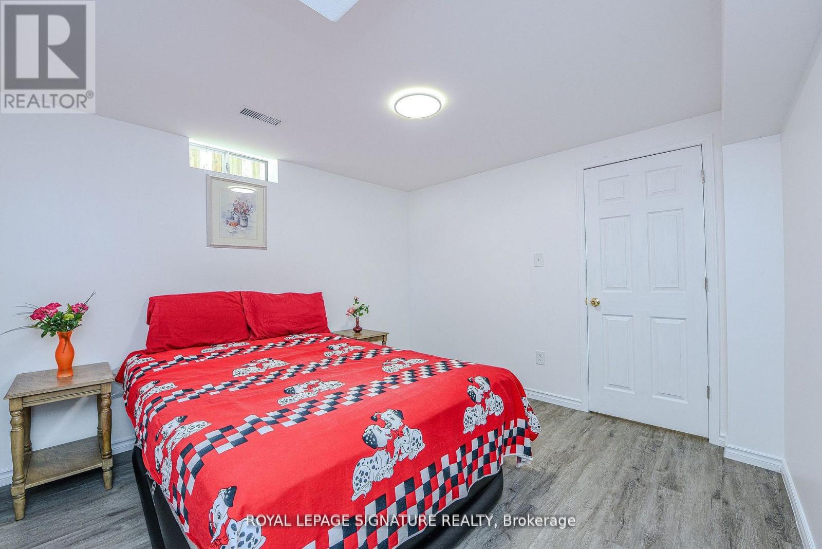 2547 Raglan Court, Mississauga, Ontario  L5M 5L5 - Photo 23 - W12507040