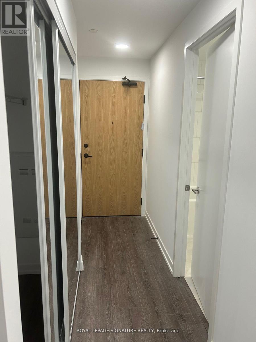 312 - 8 Beverley Glen Boulevard, Vaughan, Ontario  L4J 0L5 - Photo 2 - N12507562