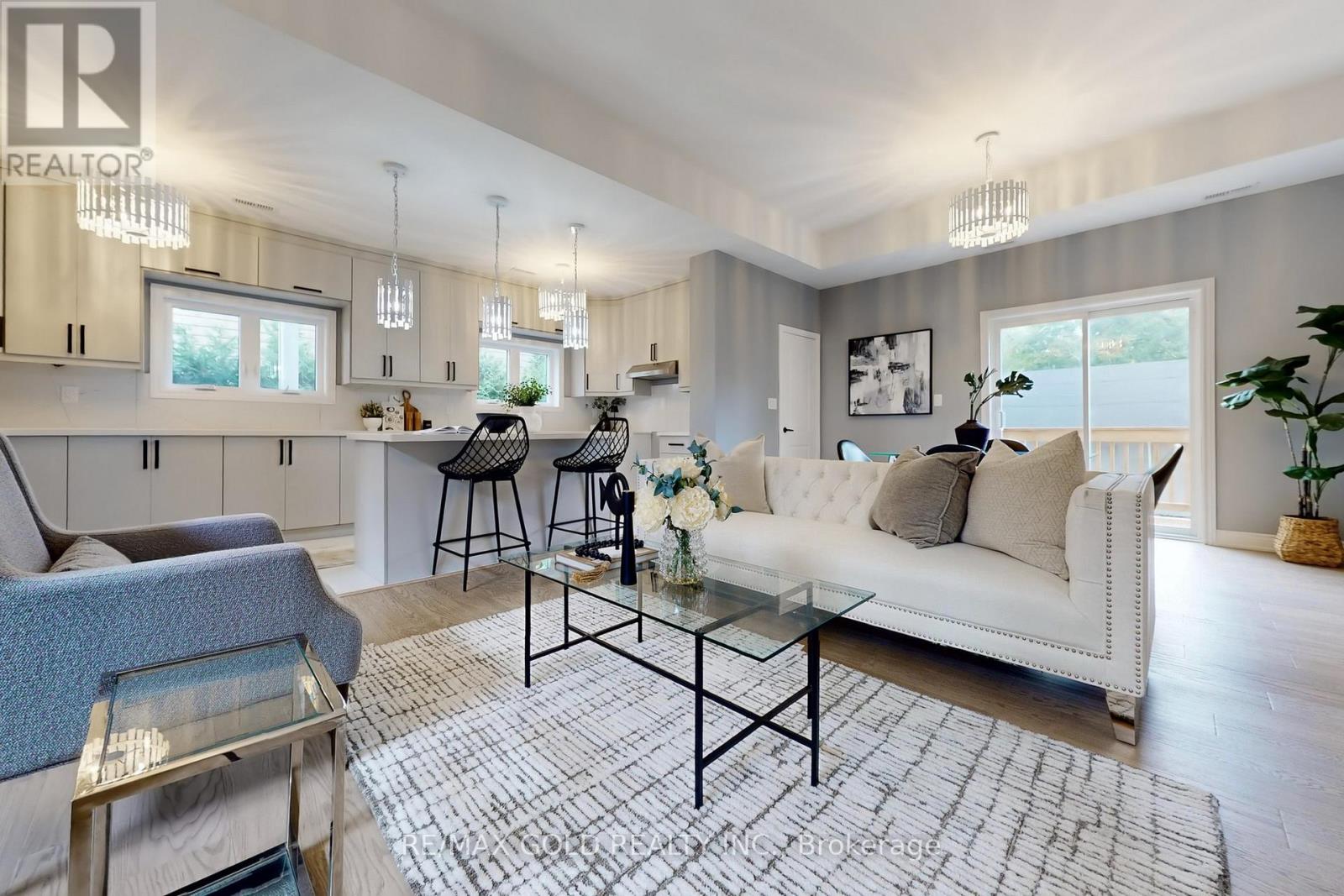 1372 Maple Road, Innisfil, Ontario  L0L 1C0 - Photo 7 - N12507610